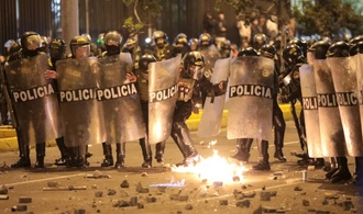 Präsident: Ein Toter und über 100 Verletzte bei Protesten gegen Regierung in Peru
