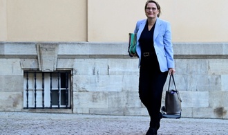 Justizministerin Hubig für Entkriminalisierung von Schwangerschaftsabbruch