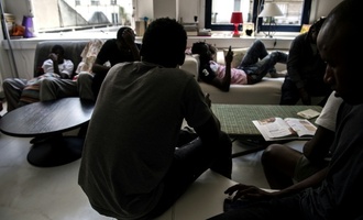 UN-Gremium kritisiert Frankreichs Umgang mit minderjährigen Einwanderern