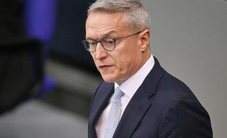 Wildberger nennt Zeitplan für elektronische Fahrzeugzulassung