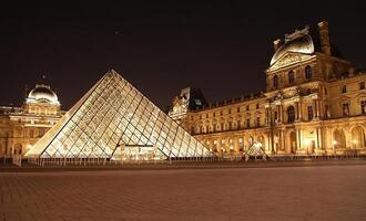 Raubüberfall auf Louvre - Museum bleibt am Sonntag geschlossen