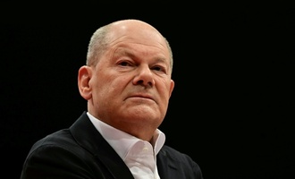Erstes Interview als Ex-Kanzler: Scholz lobt Trump für Gaza-Friedensplan
