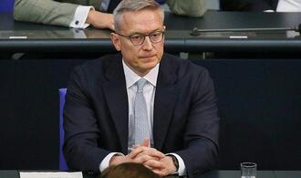 Wildberger will KI-Einsatz in Verwaltung vorantreiben