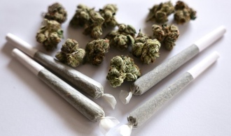 Drogenbeauftragter Streeck fordert Rückkehr zu strengeren Cannabis-Regeln