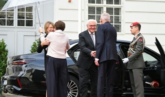 Steinmeier von Van der Bellen bei Staatsbesuch in Österreich empfangen