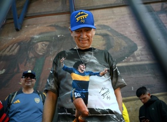 Maradonas Erben schließen Vermarktungsvertrag mit schwedischer Firma
