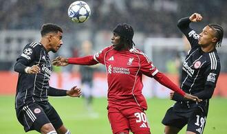 CL: Liverpool deklassiert Frankfurt - FC Bayern siegt souverän
