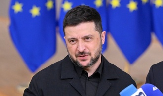 Selensky begrüßt ''sehr wichtige'' EU- und US-Sanktionen gegen Russland