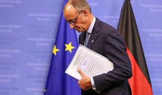 Banaszak sieht ''wirtschaftspolitisches Führungsversagen von Merz''