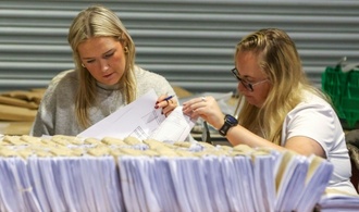 Linke Kandidatin Connolly gewinnt offenbar Präsidentschaftswahl in Irland