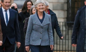 Linksgerichtete Catherine Connolly gewinnt Präsidentschaftswahl in Irland