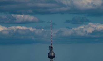 Bei zufälliger Begegnung: Unbekannter schlägt 50-Jährigen in Berlin bewusstlos