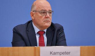 Arbeitgeber werfen SPD ''politische Wichtigtuerei'' vor