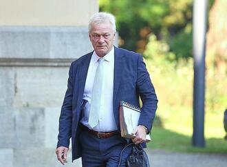 Rainer fordert Stopp von ''Veggie-Wurst''-Verbot