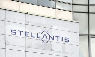 Autobauer Stellantis steigert Absatz - Börsenkurs gibt aber wegen Sonderkosten nach