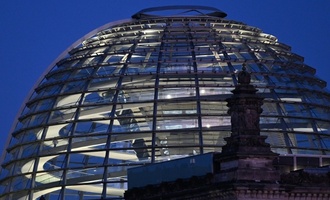 Gericht: Bundestag verweigert zu Recht Hausausweis wegen Russland-Kontakt