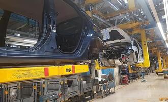Autozulieferer ZF plant Kurzarbeit wegen Chipkrise