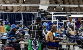 Hunderte Textilarbeiter in Lesotho demonstrieren für niedrigere US-Zölle