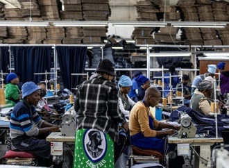 Hunderte Textilarbeiter in Lesotho demonstrieren für niedrigere US-Zölle