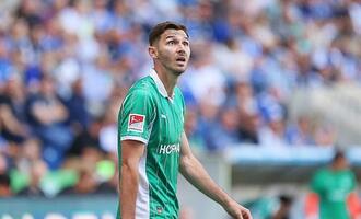2. Bundesliga: Paderborn schlägt Fürth - Platz 1