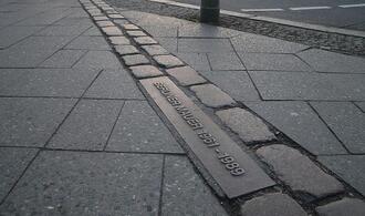 Ostdeutsche halten Begriff ''neue Bundesländer'' für veraltet