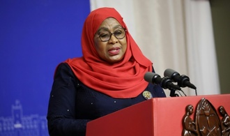 Nach von Gewalt überschatteter Wahl: Tansanias Präsidentin Hassan legt Amtseid ab