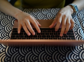 Verbraucherschützer warnen vor Manipulationsversuchen durch Online-Shops aus China