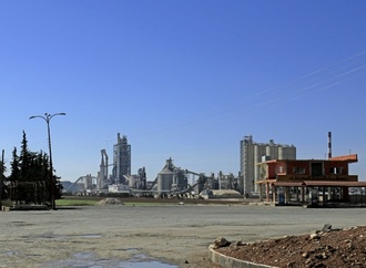 Terrorfinanzierung in Syrien: Zementhersteller Lafarge vor Gericht