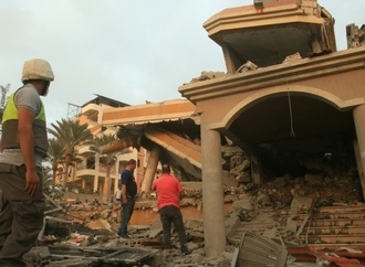 Israelische Armee greift Hisbollah-Waffenlager im Südlibanon an