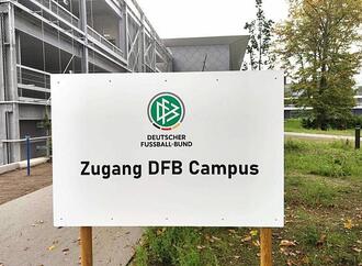 Bernd Neuendorf bleibt DFB-Präsident