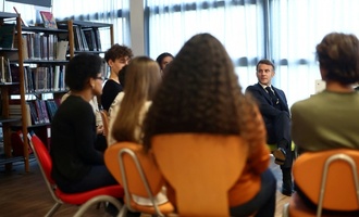 Französische Schüler fordern kürzere Schultage und weniger Hausaufgaben