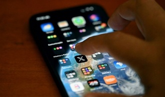 Drogenbeauftragter Streeck für gestaffelte Altersfreigaben bei Apps