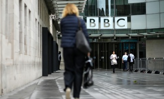 BBC-Chef tritt nach Kritik an Bearbeitung von Trump-Aussagen zurück