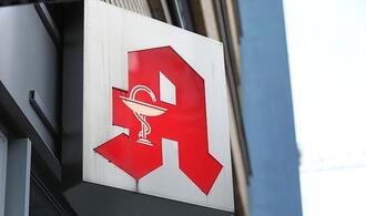 Gesundheitsministerin sichert Apothekern Erhöhung des Fixums zu