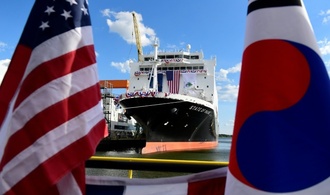 China setzt Hafengebühr für US-Schiffe aus