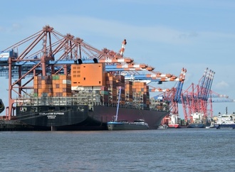 Konjunkturerwartungen weitgehend stabil - Zuversicht in Bundesregierung rückläufig