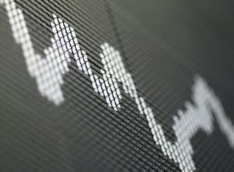 Stiftung Warentest: Wechsel von Filialbank zu Neobroker kann sich lohnen