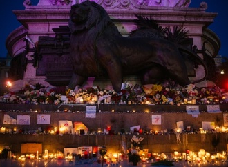 Frankreich gedenkt der Opfer der Anschläge vom 13. November 2015