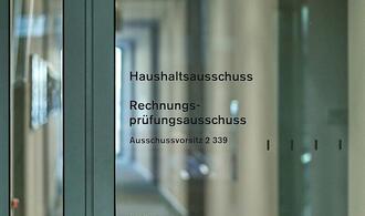 Haushaltsausschuss: Regierung will mehr Geld für Raumfahrt