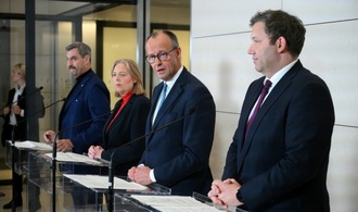 Koalition will Wirtschaft stärken: Industriestrompreis und weniger Luftverkehrssteuer