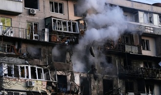 Selenskyj: Vier Tote bei russischen Angriffen auf Kiew - Heizungsnetz beschädigt