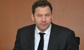 Klingbeil: Aktivrente macht Arbeiten im Alter attraktiver