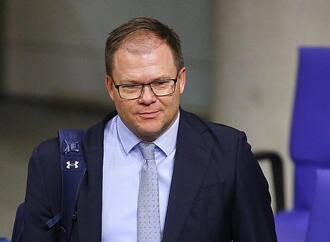 Schneider will Klimaschutz ''ohne erhobenen Zeigefinger''