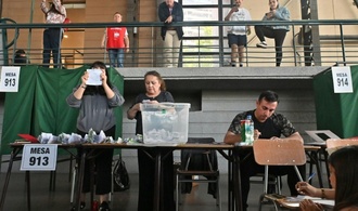 Chile: Linkskandidatin Jara und Ultrarechter Kast dürften in Stichwahl einziehen