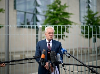 Problem mit Treibstoffanzeige - USA-Flug von Landwirtschaftsminister Rainer abgebrochen