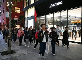 Streit zwischen Peking und Tokio: Hunderttausende Flugtickets nach Japan storniert