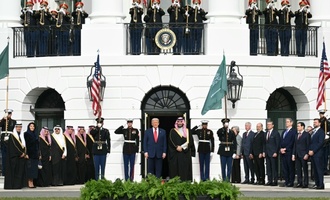 Kanonen und Kampfjets: Trump empfängt Saudi-Arabiens Kronprinzen bin Salman