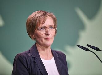 Brantner schlägt freiwilliges Wehr-Register für Ältere vor