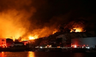 Ein Toter und 170 beschädigte Gebäude durch Großbrand in Japan