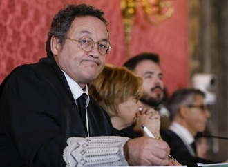 Oberster Staatsanwalt Spaniens zu Geldstrafe und Berufsverbot verurteilt